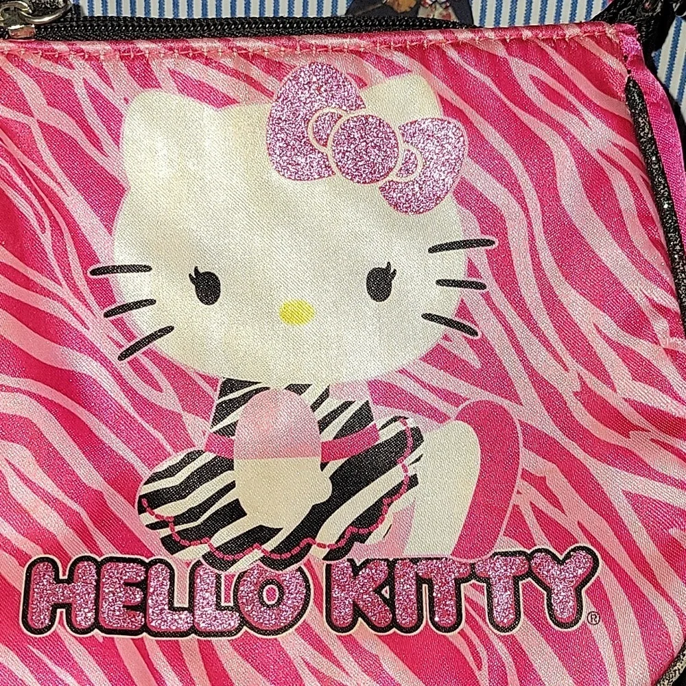 HELLO KITTY GIRLS PLAY PURSE PINK ZEBRA